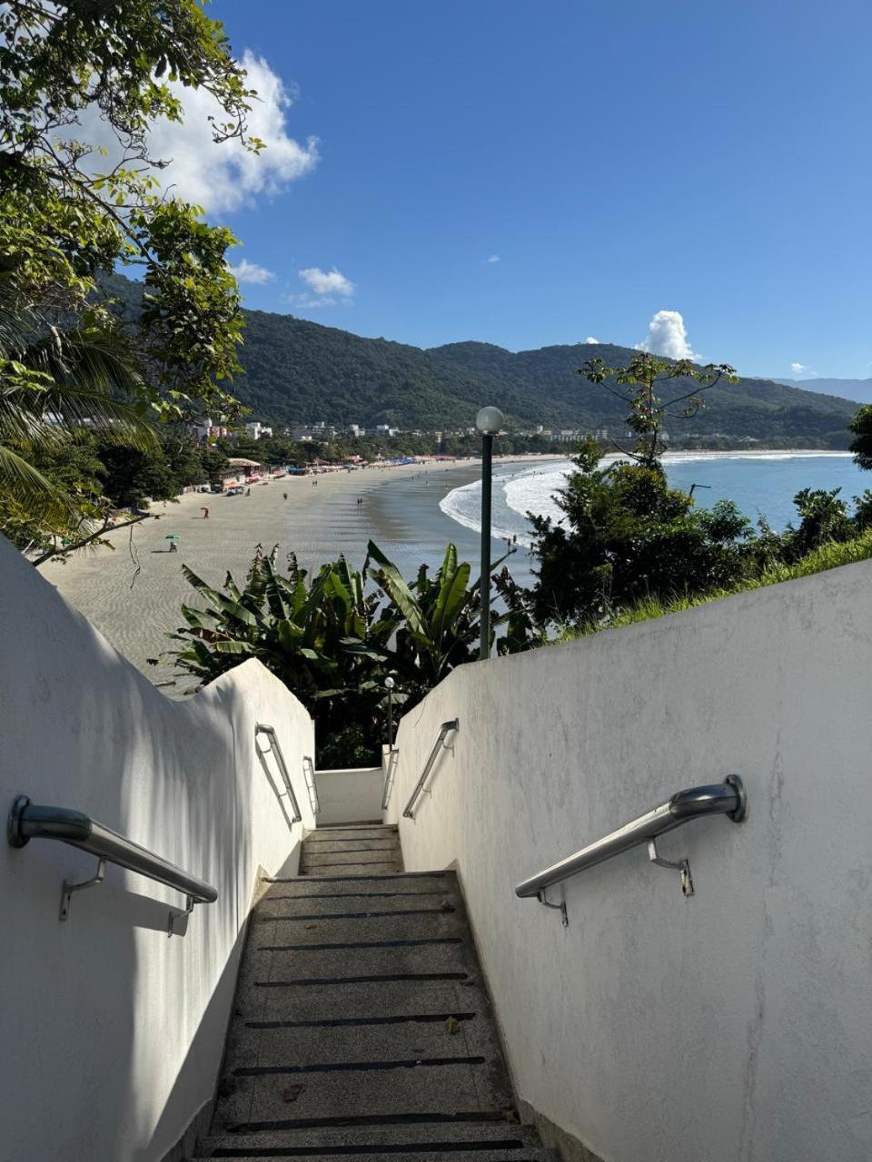 Pé Na Areia - Toninhas - 5 Pessoas * Ubatuba